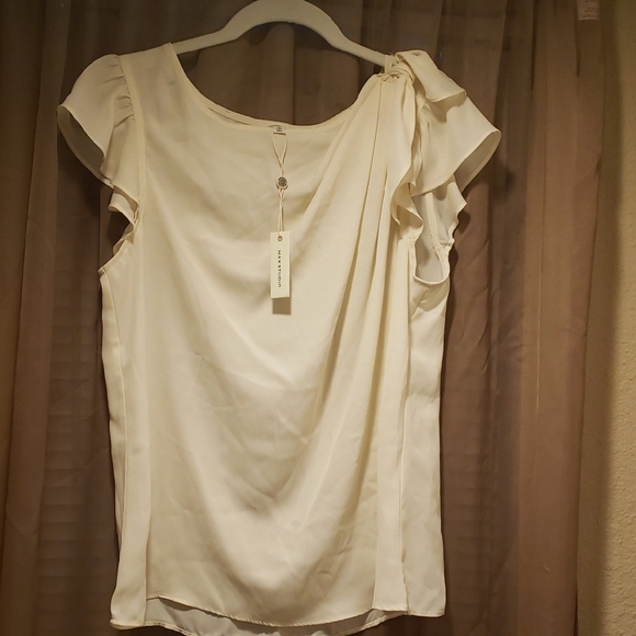 Max Studio Tops - MAX STUDIO Cream Flutter Sleeve Blouse with Ruffled Tie Front SIZE M